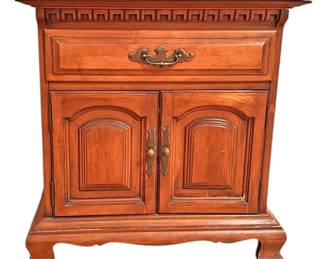 Vintage Thomasville Bedside Nightstand