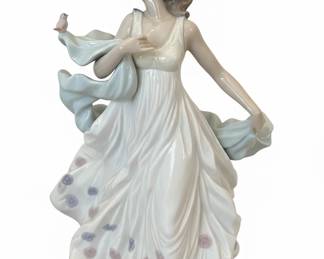 Lladro Porcelain Figurine "Dancer with Ribbons"