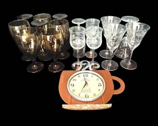 Wine Glasses, Water Glasses, And Coffee Cup Clock