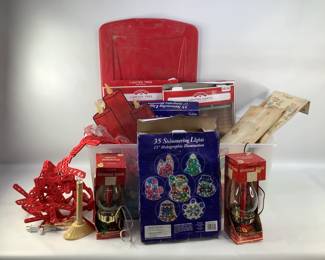 Vintage Christmas Lights & Decor