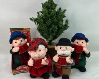 T.L. Toys Plush Christmas Carolers & Tree