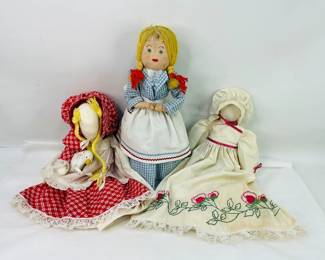 Vintage Doll Decor