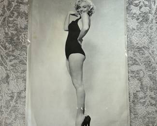 Marilyn Monroe Posters, Framed Photos and Artwork