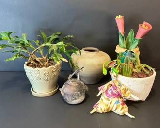 Home Garden Decor Group Potted Plants, Pottery, Figurine Driftwood Shell Chime