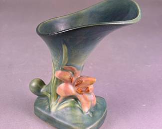 Rum Rill USA 'Zephyr Lily' Green Cornucopia Vase