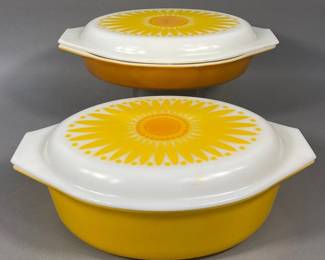 Vintage Pyrex Dishes