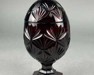 Luminarc Durand Cristal d'Arques Ruby Red Glass Egg