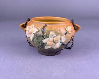 Roseville Magnolia 665-3 Hanging Planter