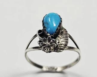 Vintage Sterling Flower & Leaf Turquoise Ring