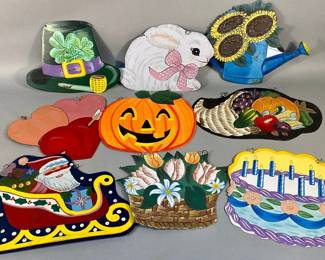 Folk Art Style Holiday and Seasonal Die-Cut Wall Hangings