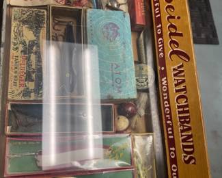 Antique Speidel Watchband Case- Vintage FreshWater Wooden Lures