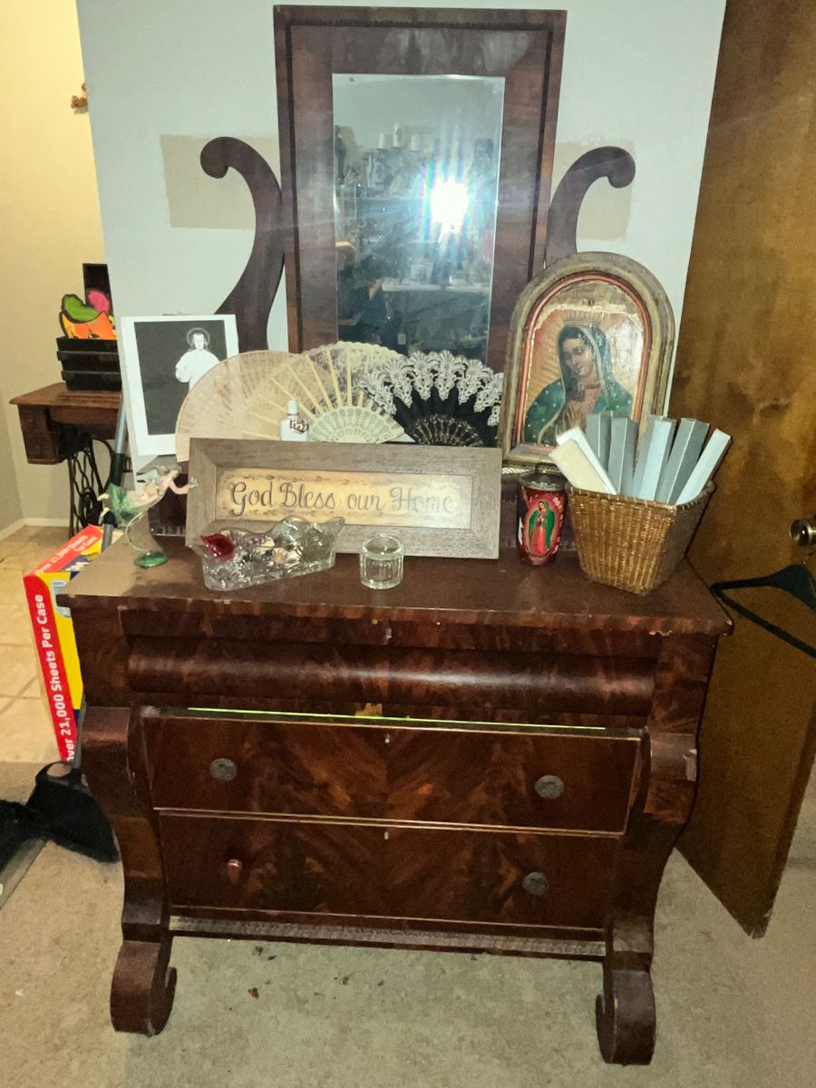 WONDERFUL ANTIQUE MAHOGANY DRESSER