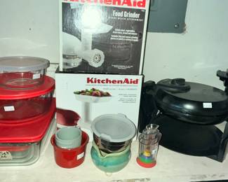 KITCHENAID ACCESSORIES IN BOX