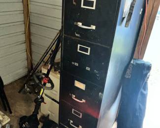 FILE CABINET