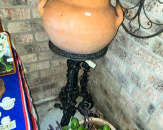PLANT POT AND AN IRON STAND