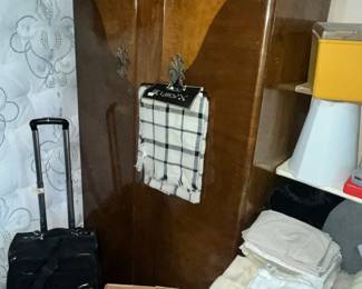 SMALLER VINTAGE ARMOIRE