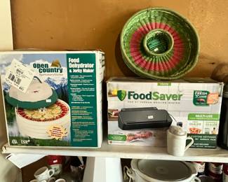 DEHYDRATOR & FOODSAVER IN BOXES