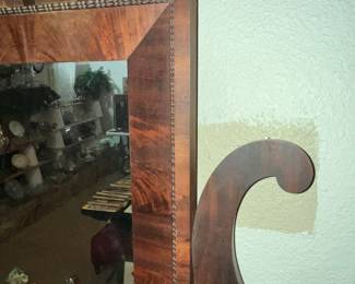 TILT MIRROR DETAIL