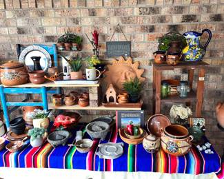 MEXICAN POTTERY & KITCHEN ITEMS