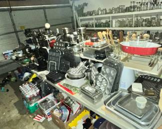 LARGE GARAGE WALL TO WALL KITCHENWARE!!