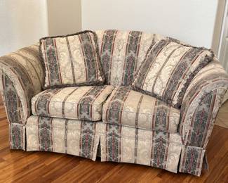 Upholstered Broyhill 2-Cushion Loveseat, 1/2
