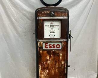 Gilbarco Esso Model 996 Pump with globe 