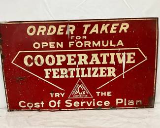 20in x 12in Cooperative Fertilizer Metal Advertising Sign