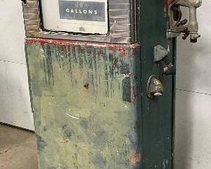 Wayne Model 505 Gas Pump with Original Components