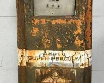 Roe Co Neptune Model 855 Gas Pump with American Branding