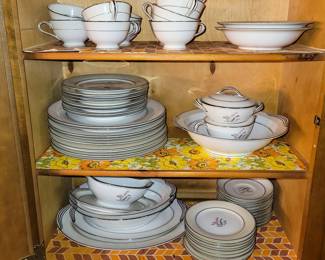 Noritake Crest dinnerware