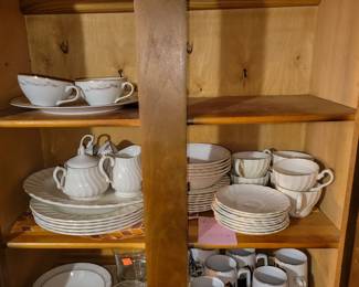 Myott Meakin dinnerware