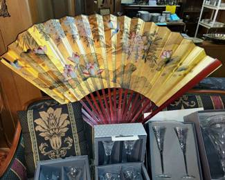 Large folding fan
