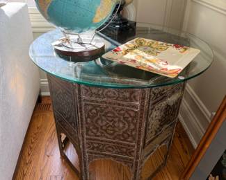 Morrocco Style Hexagon Metal Table