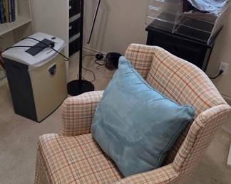 18Nov 19 2025 10 18pm9LaK