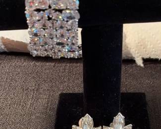 Swarovski Earrings Bracelet
