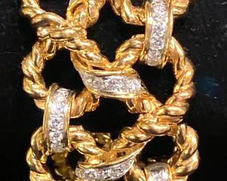 Bold 18 Karat Yellow Gold Ladies Diamond Link Bracelet