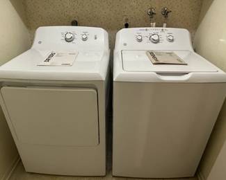 GE washer/ electric dryer. Matched set with agitator. Clean .
