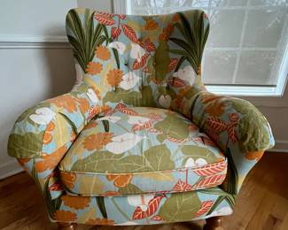 R8 - $75 Oversized Arm Chair. Furnitureland South Brand. Measures 31" wide x 30" deep x 40.5" tall. Seat is faded on both sides.