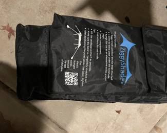 R68 - $35. ZiggyShade.