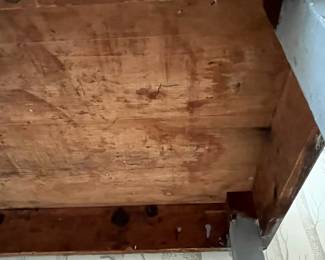 R20 - $75. Small primitive table, slate blue finish
Measures 36”W x 21”D x 27”T