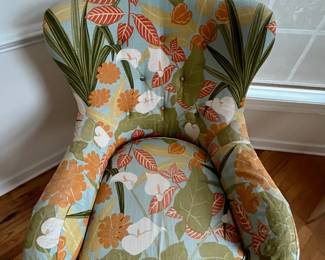 R8 - $75 Oversized Arm Chair. Furnitureland South Brand. Measures 31" wide x 30" deep x 40.5" tall. Seat is faded on both sides.