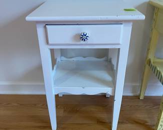 R48 - $35 EACH Drexel. Measures 18" x 16" x 27" tall. They are the same tables but painted for different rooms.