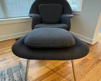 R16 - $850. Wool "Womb Chair" Measures 36" wide x 40" deep x 36" tall. Ottoman measures 24" x 20" x 16" tall. Very minor pilling on the arms. Very sturdy and Heavy.