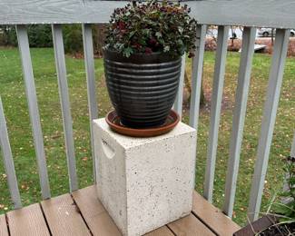 THERE ARE SMALLS AND DECORATIVE ITEMS THAT ARE AVAILABLE! COME TO SHOP THESE ITEMS!