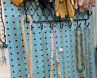 Assorted Jewelry