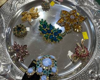 Heavy Cast Iron Aluminum Charger Plates, Ceramic Charger Plates, Costume Jewelry Assorted Broaches