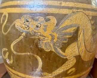 vintage Chinese dragon jars/pots with realistic artificial tree