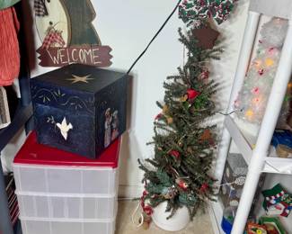 Christmas and holiday decor