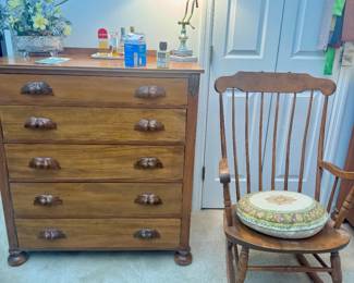 vintage S. Bent & Bros. Colonial comb-back Windsor style rocking chair