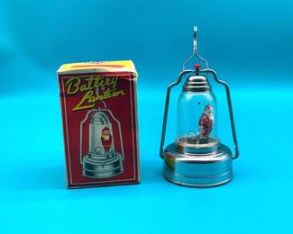 Hilda Battery Lantern Santa
